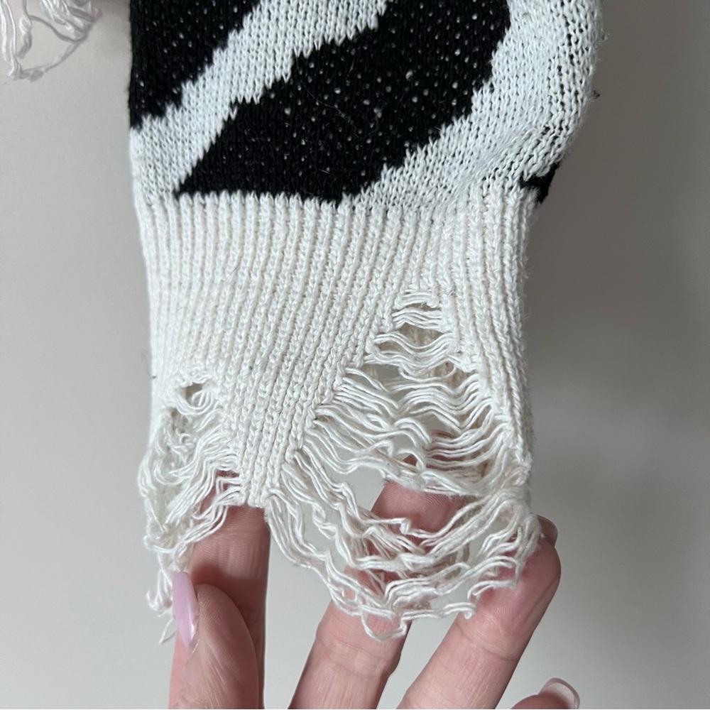 Black and White Zebra Print Women's Sweater - Picture 5 of 9